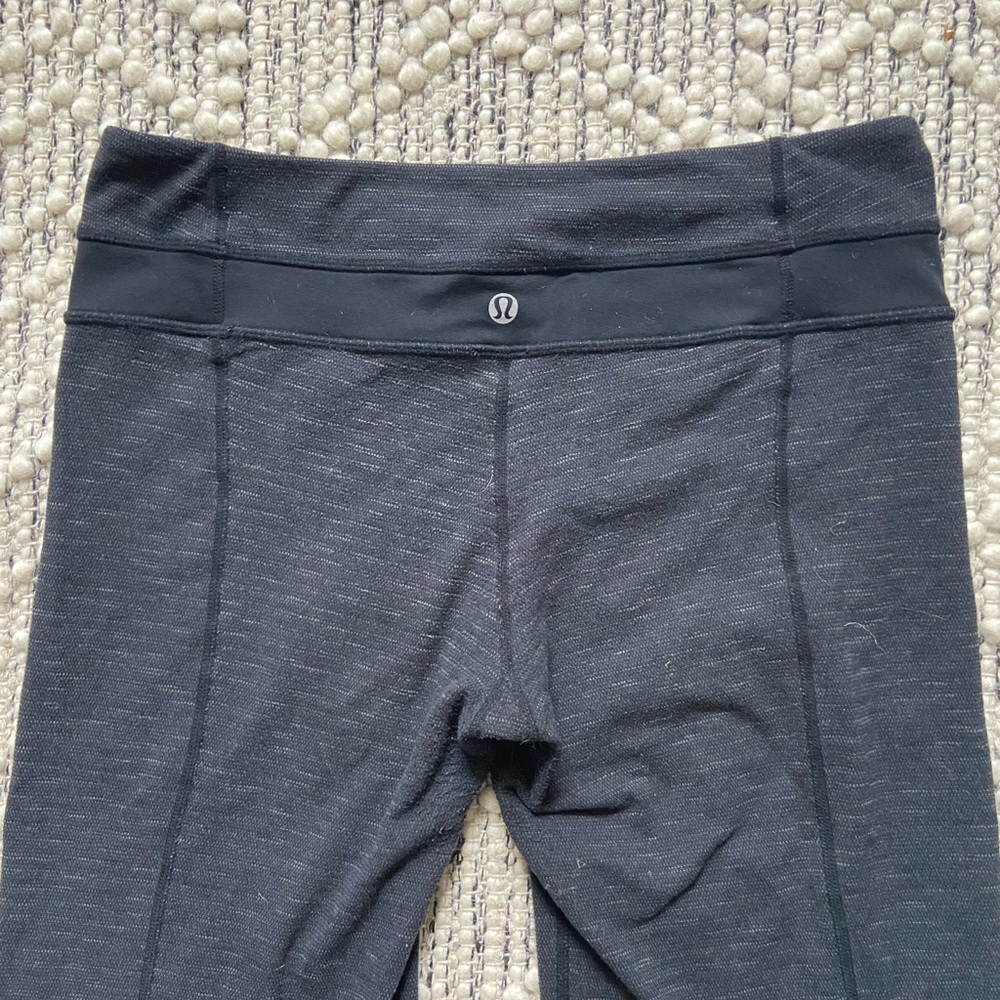 lululemon capri leggings size 8 - Picture 3 of 4
